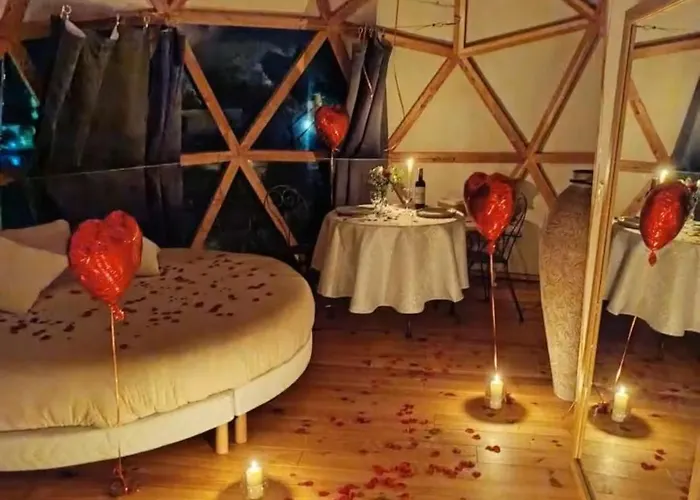 Luxusní stan Domaine Des Pins L'ile Au Dome Grundviller